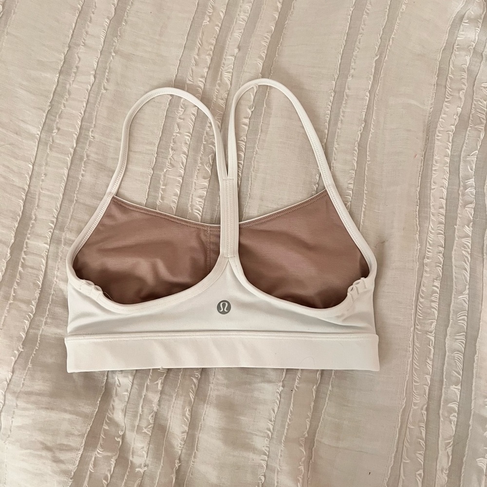 White Size 4 Lululemon Flow Y Bra